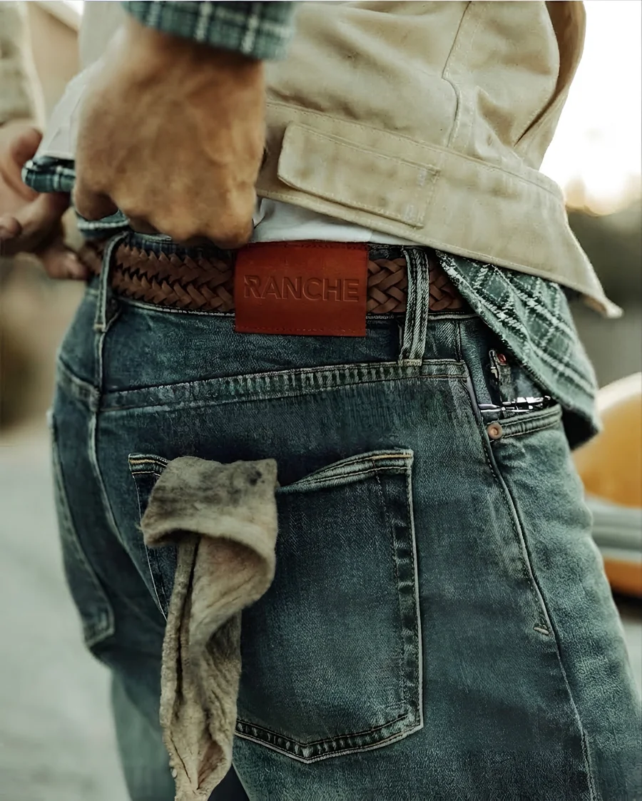 RANCHE leather patch on the waistband